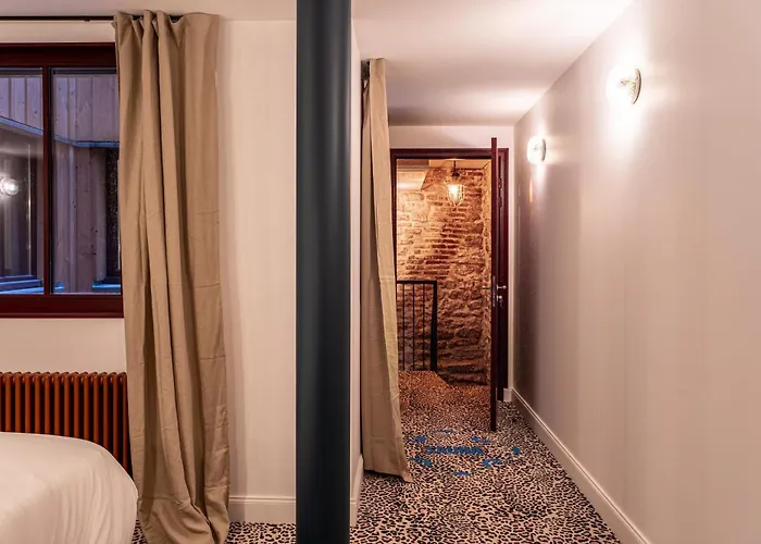 31bis - Cinq D'architecte, Entre Heritage Et Design - Sauna - Centre * Νανσύ